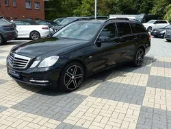 Schwarz Gebraucht 2011 Mercedes E250 Kombi | 9.990 € (Fairer Preis)
