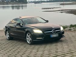 Schwarz Gebraucht 2014 Mercedes CLS350 AMG line Limousine | 16.000 € (Fairer Preis)