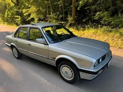 Silber Gebraucht 1990 BMW 316 Limousine | 23.000 €