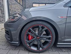 Grau Gebraucht 2019 VW Golf VII GTI Limousine | 25.300 € (Etwas zu teuer)