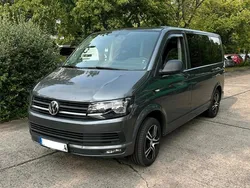 Grau Gebraucht 2016 VW T6 Van | 21.900 €