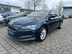 Blau Gebraucht 2020 Skoda Superb Ambition Limousine | 22.900 € (Fairer Preis)