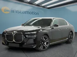 Schwarz Gebraucht 2024 BMW 750 Limousine | 118.549 €