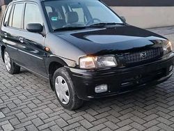 Schwarz Gebraucht 2001 Mazda Demio Edition Kleinwagen | 1.350 €
