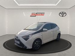Weiss Gebraucht 2021 Toyota Aygo Team Kleinwagen | 14.240 € (Fairer Preis)