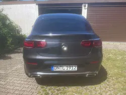 Grau Gebraucht 2020 Mercedes GLC220 AMG line SUV | 43.900 € (Teuer)