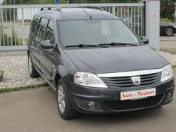 Grau Gebraucht 2011 Dacia Logan MCV Lauréate Kombi | 5.950 € (Teuer)