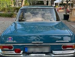 Blau Gebraucht 1968 Mercedes S280 Limousine | 14.500 €