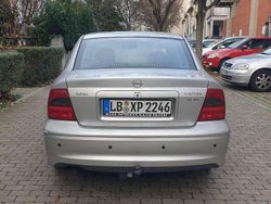 Silber Gebraucht 2000 Opel Vectra Limousine | 1.650 € (Fairer Preis)