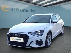 Weiß Gebraucht 2022 Audi A3 Sportback e-tron Limousine | 23.499 € (Fairer Preis)