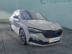 Grau Gebraucht 2021 Skoda Scala Monte Carlo Kleinwagen | 20.105 € (Fairer Preis)