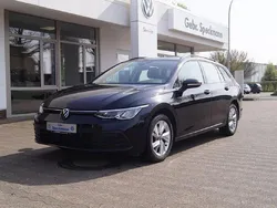 Schwarz Gebraucht 2022 VW Golf VIII Life Kombi | 23.190 € (Fairer Preis)