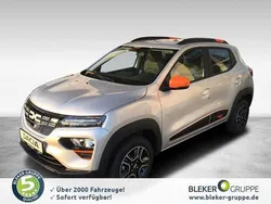 Silber Gebraucht 2023 Dacia Spring Essentiel Kleinwagen | 15.390 € (Teuer)