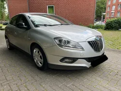 Silber Gebraucht 2009 Lancia Delta Limousine | 2.490 € (Superpreis)