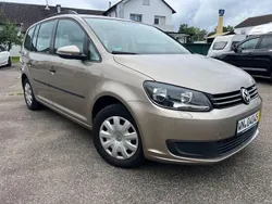 Beige Gebraucht 2011 VW Touran Trendline Van / Kleinbus | 6.800 € (Fairer Preis)
