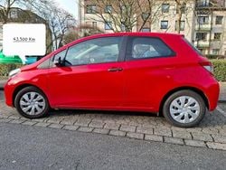 Rot Gebraucht 2012 Toyota Yaris Kleinwagen | 6.455 € (Fairer Preis)
