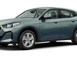 Grün Gebraucht 2024 BMW X2 Shadowline SUV | 41.557 € (Guter Preis)