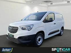 Jade weiß Gebraucht 2021 Opel Combo Edition Van / Kleinbus | 18.965 € (Etwas zu teuer)