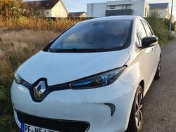 Weiß Gebraucht 2017 Renault Zoe Intens Kleinwagen | 4.900 € (Guter Preis)