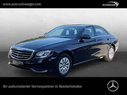 Blau Gebraucht 2017 Mercedes E220 Limousine | 26.500 € (Guter Preis)