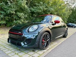Grün Gebraucht 2020 Mini John Cooper Works Kleinwagen | 22.900 € (Guter Preis)