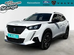 Weiß Gebraucht 2022 Peugeot 2008 Allure SUV | 20.900 € (Fairer Preis)