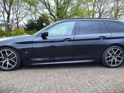 Schwarz Gebraucht 2021 BMW 520 M Sport Kombi | 40.900 € (Fairer Preis)