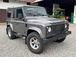 Grau Gebraucht 2007 Land Rover Defender SE SUV | 21.700 €