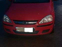 Rot Gebraucht 2004 Opel Corsa Kleinwagen | 3.700 €