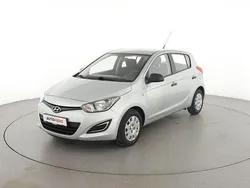 Silber Gebraucht 2014 Hyundai i20 Edition Limousine | 7.650 € (Fairer Preis)