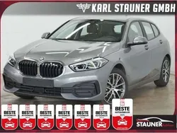 Grau skyscraper grau metallic metallic Gebraucht 2024 BMW 118 Advantage Kleinwagen | 25.980 € (Guter Preis)