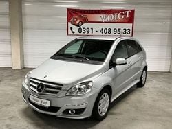 Silber Gebraucht 2009 Mercedes B200 Van / Kleinbus | 8.998 € (Teuer)
