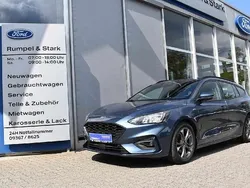 Chromablau metallic Gebraucht 2022 Ford Focus ST-Line Kombi | 18.490 € (Fairer Preis)