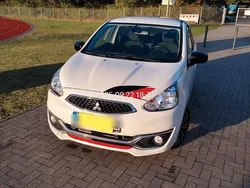 Weiß Gebraucht 2018 Mitsubishi Space Star Edition Kleinwagen | 7.950 € (Fairer Preis)