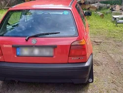 Rot Gebraucht 1992 VW Golf III Kleinwagen | 8.000 €
