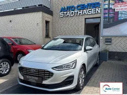 Silber Gebraucht 2022 Ford Focus Titanium Kombi | 16.990 € (Fairer Preis)
