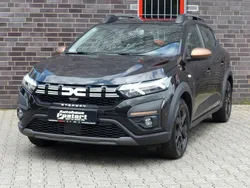 Schwarz Gebraucht 2024 Dacia Sandero Extreme Kleinwagen | 17.850 € (Guter Preis)