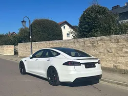 Pearl white multicoat (ppsw) Gebraucht 2023 Tesla Model S Plaid Limousine | 99.400 €