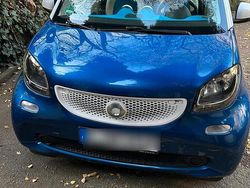 Blau Gebraucht 2016 Smart ForTwo Coupé Proxy Kleinwagen | 6.900 € (Fairer Preis)