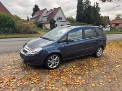 Blau Gebraucht 2008 Opel Zafira Cosmo Van / Kleinbus | 5.500 € (Etwas zu teuer)