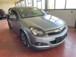 Silber Gebraucht 2010 Opel Astra GTC Edition Coupé | 3.100 € (Guter Preis)