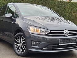 Grau Gebraucht 2017 VW Golf Sportsvan Allstar Van / Kleinbus | 9.900 €