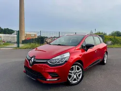 Rot Gebraucht 2020 Renault Clio V LIMITED Limousine | 11.800 € (Fairer Preis)