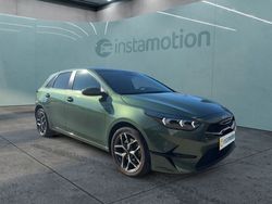 Grün Gebraucht 2023 Kia Ceed Spirit Limousine | 26.489 € (Etwas zu teuer)