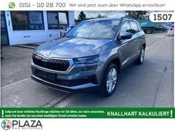 Grau Gebraucht 2024 Skoda Karoq Selection SUV | 29.155 € (Superpreis)