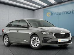 Blau Neu 2025 Skoda Scala Kleinwagen | 22.999 € (Etwas zu teuer)