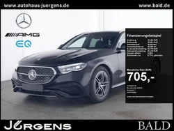 Schwarz obsidianschwarz metallic Gebraucht 2024 Mercedes E450 AMG Kombi | 73.980 € (Superpreis)