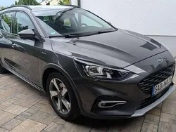 Grau Gebraucht 2019 Ford Focus Active Kombi | 14.000 € (Fairer Preis)