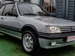 Silber Gebraucht 1987 Peugeot 205 Cabrio | 11.999 €
