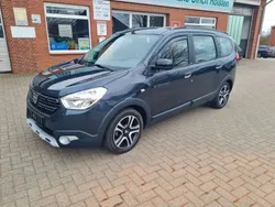 Grau Gebraucht 2020 Dacia Lodgy Celebration Van / Kleinbus | 15.750 € (Etwas zu teuer)